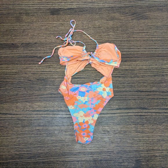 Billabong Coast Is Clear Floral One-Piece Swimsuit - Picture 7 of 9